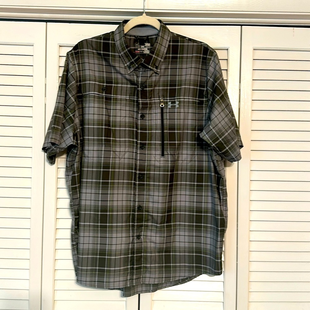 Under Armour heat gear men’s size L